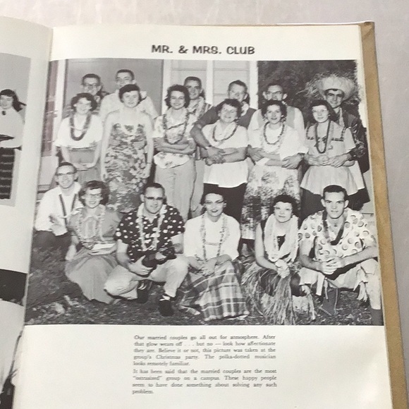 1960 Year Book for North Central College, Naperville, Illinois. MCM, vintage! - Picture 4 of 5